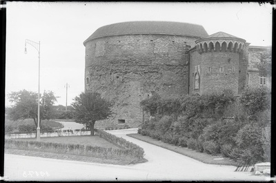 Tallinn. Suure rannavärava eesvärav, paks Margareete  duplicate photo