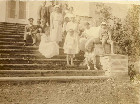 Summers on the stairs of Palmse Manor