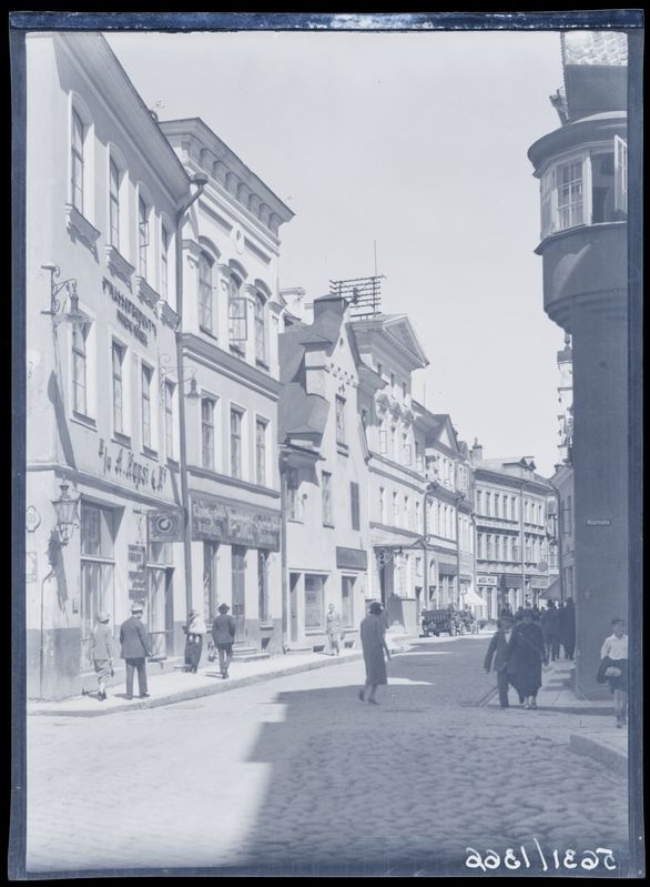 Tallinn. Harju ja Müürivahe tänava nurk.