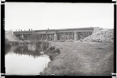 Raudteesilla ehitus Tartu-Petseri raudteel  duplicate photo