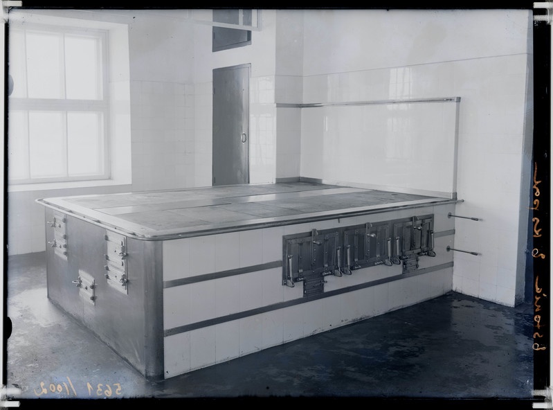 Tallinn, "Estonia Eksportapamajade" hoone Tartu mnt 101, sisevaade