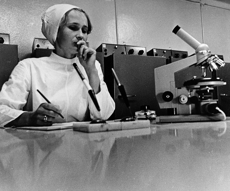 Haljala kolhoosi biotsehhi vetarst Naima Tamm