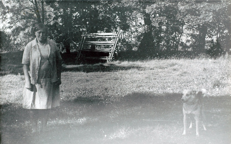 Linda Aunapuu koos koeraga