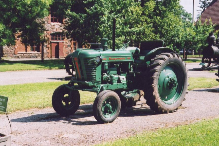 Restaureeritav ratastraktor T-28 EPM-s