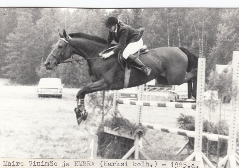 1985.a. Suure Ratsaniku II koht Maire Sinimäe hobusel Embra