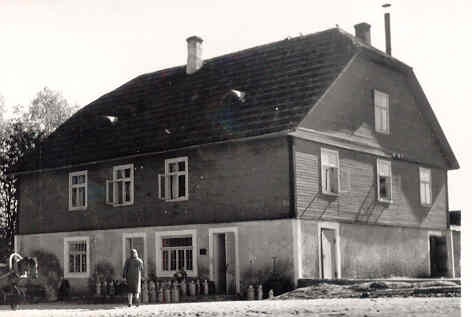 Rõuge võitööstus tagantvaates.