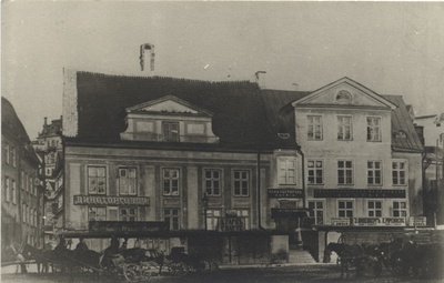[tallinn] : [Raekoja plats]  duplicate photo