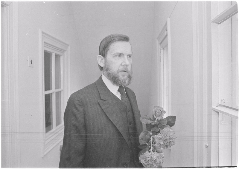 Maalikunstnik Olav Maran