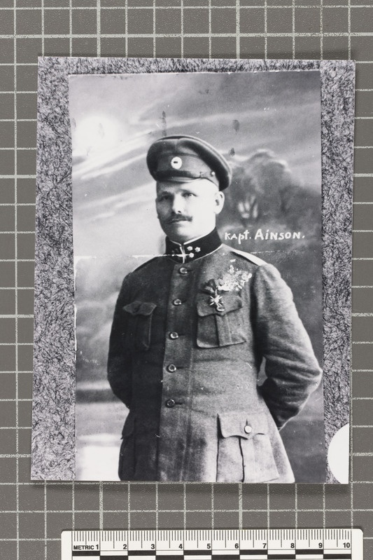 Kpt Peeter Ainson. Lr Sr nr 3 sihtur.