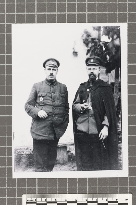 2. diviisi lendsalga haigla arstid dr Willberg ja dr Kohler. Võrus 1919.