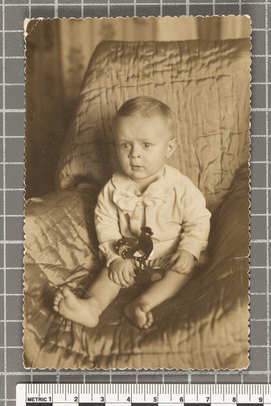 Johan Saar üheksakuuselt