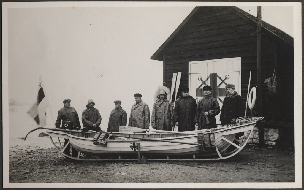 Haapsalu rescue station, boat and team