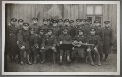 9. üksiku jalaväepataljoni ajateenijad  duplicate photo
