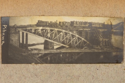 Pihkva raudteesild kordatehtuna, suvel 1919  similar photo
