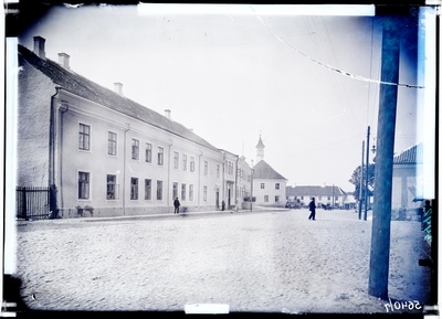 Vaade Raekojale ja turuplatsile  similar photo