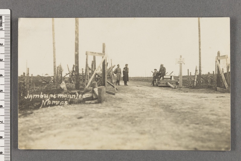 Esimene kaitse piiril. Eesti esimene valvepost Komarovka küla juures(Narva taga) 1918.a. sügisel pärast sakslaste lahkumist