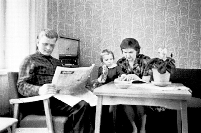 Saaremaa Nasva fishermen. Family Laid.