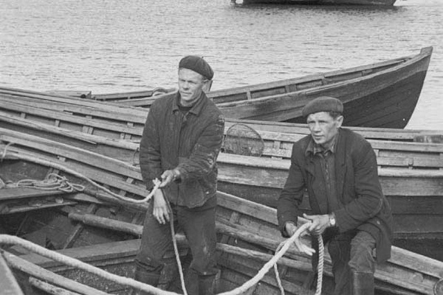"ruhnu creates". Fishermen.