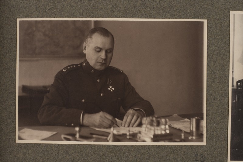 IV osakonna ülem kolonel E. Kanep