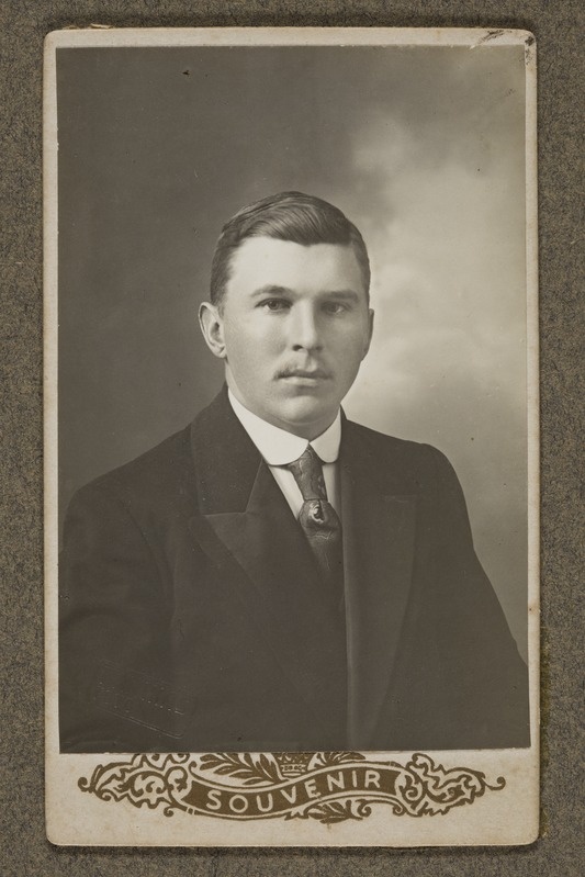 Foto Friedrich Landti albumis