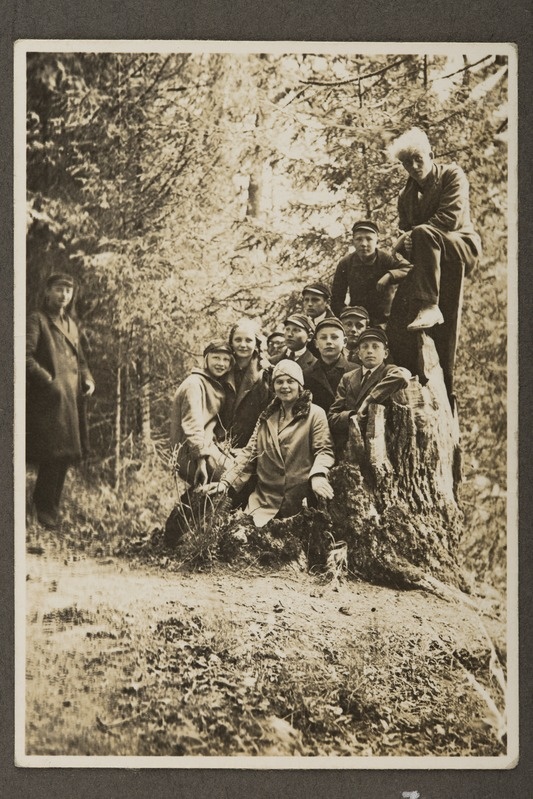 Theodor Kõlu Pühajärve Sõsarsaarel