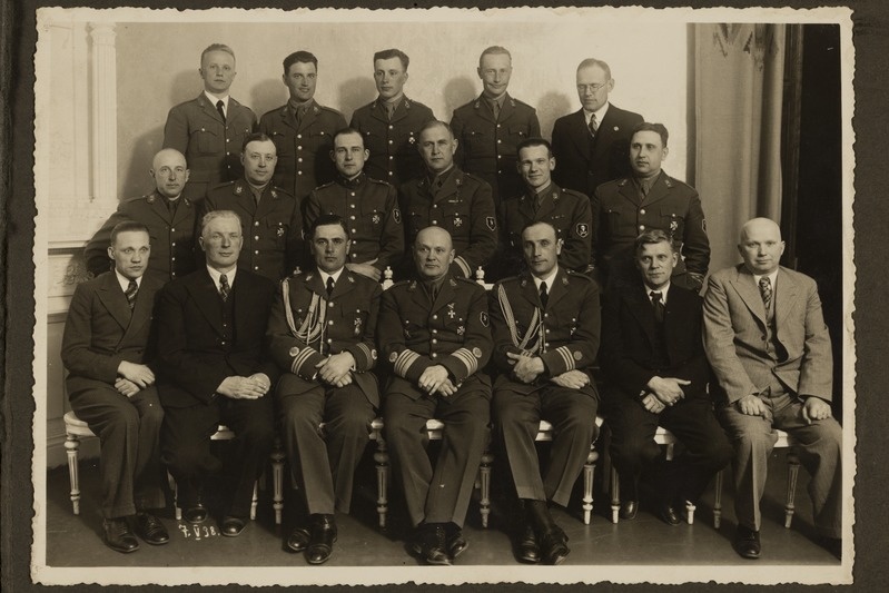 Kuperjanovi üksik-jalaväepataljoni juhtkond