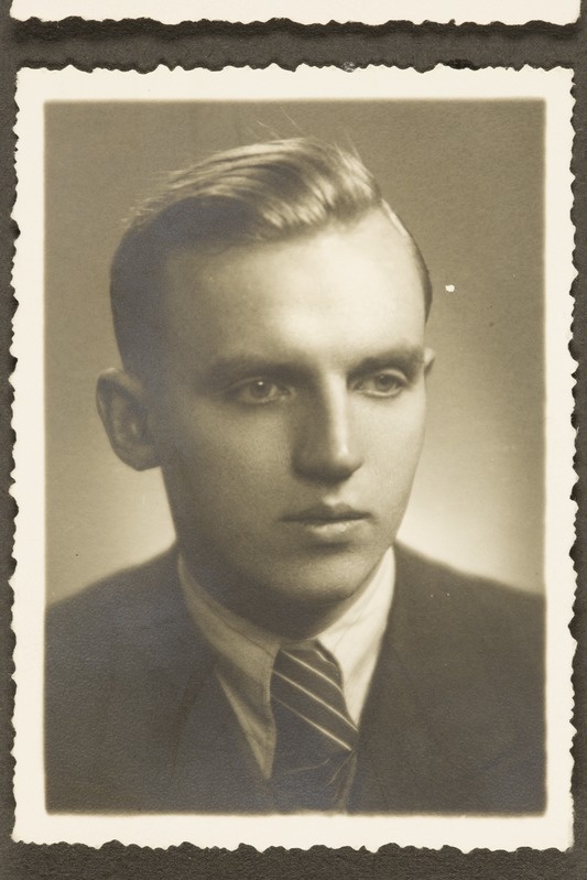 Aleksander Skorohodov SMÜ Tartu kauplusest, 1939