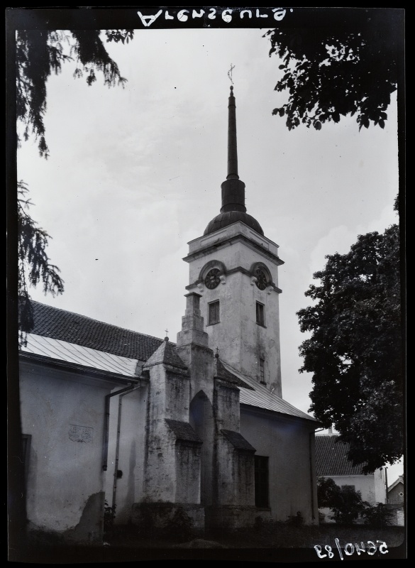 Kuressaare Laurentiuse kirik