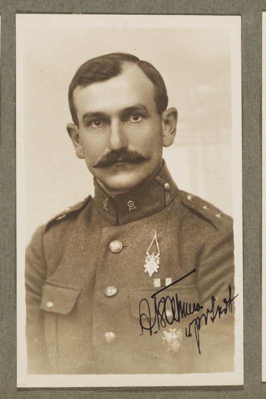 Vanemportupeekadett August Zahkna