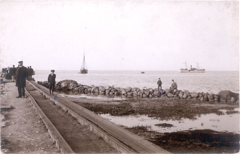 Photo. Johanna Menert's whole. View of Kärdla port in Hiiumaa. Photo: Königsfest. ~1900.