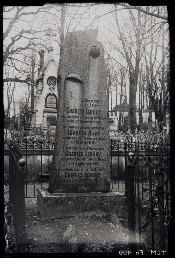 The grave flyer at Charles Leroux's grave, Kopli's graveyard in Tallinn.