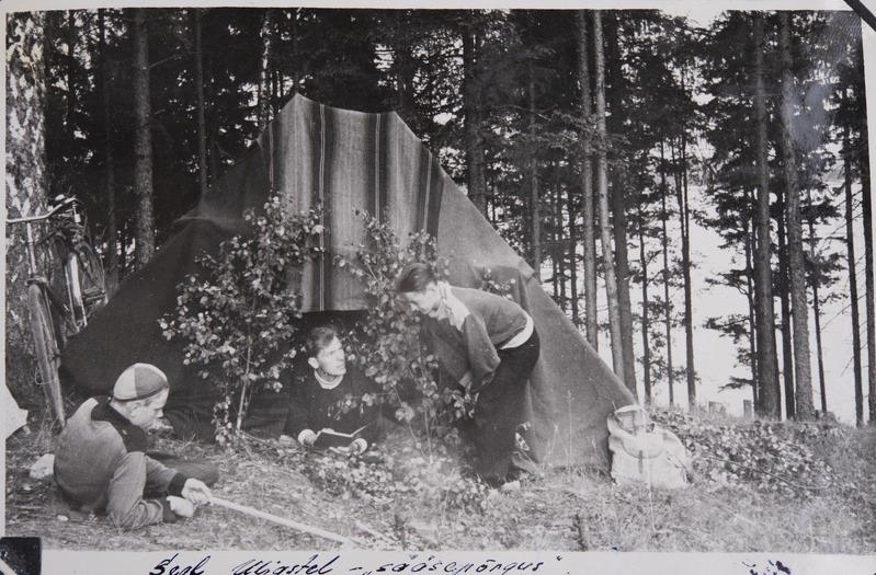 Jalgrattamatk Tartust Põhja-Eestisse 455 km, telkimine Uljastes