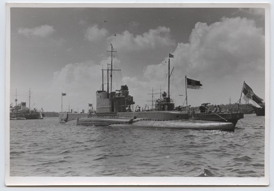 Estonian warships "Kalev" and "Sulev" in the port of Kopli.
