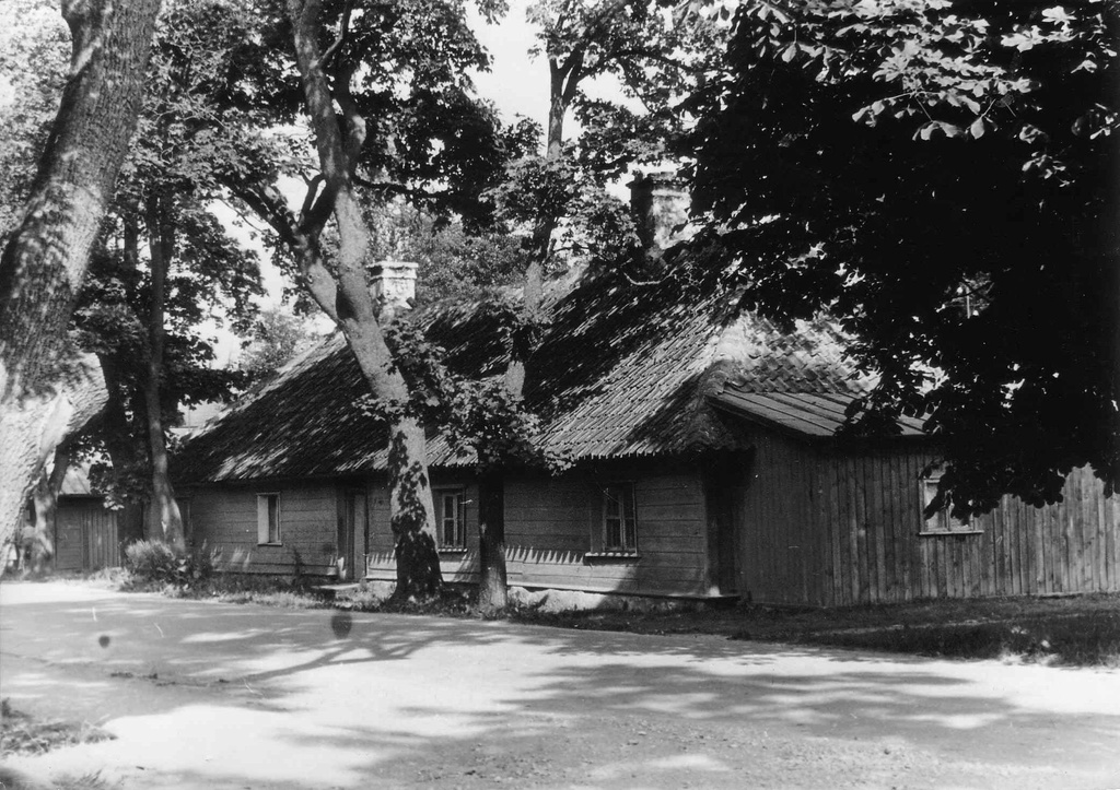 Esimene korstnaga maja Kärdlas, Vabaduse tn 3