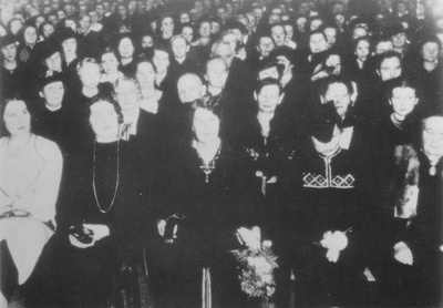 Aino Kallase 60.sünnipäev Tartus Vanemuise teatrisaalis  duplicate photo