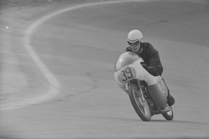 Mootorrataste võidusõit, august 1968