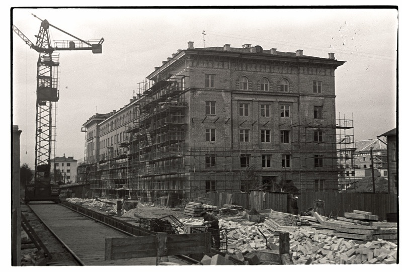 Ehitamisele tuleva hoone aluskrunt