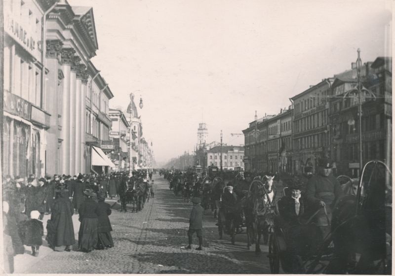Foto.  Peterburg (Leningrad) Nevski prospekt. Foto ca XX saj. algusest.