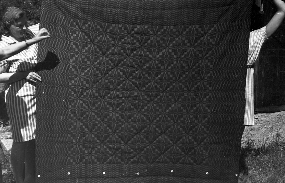 1900.a. sündinud Marie Haaveli pulmatekk.