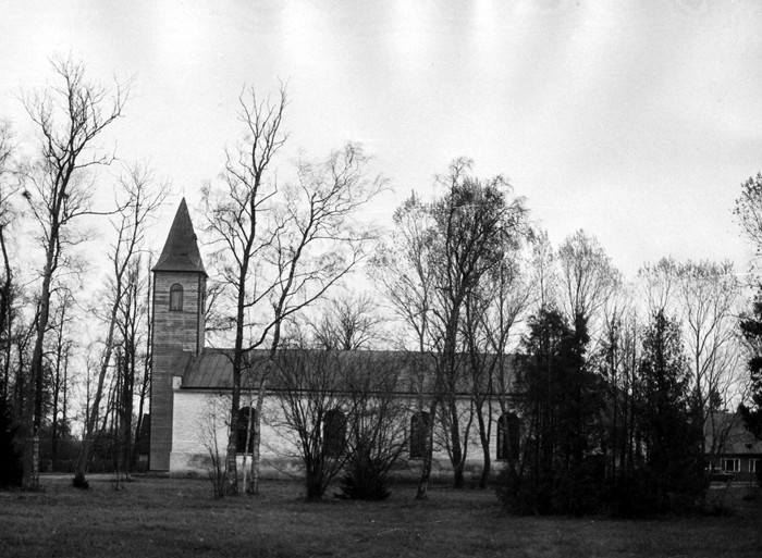 Kärdla Church in 1991.