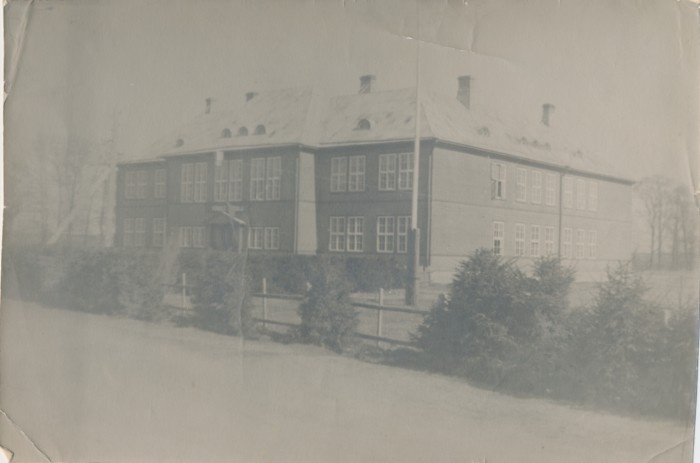 Kärdla School Building on New (J.Tombi) Street