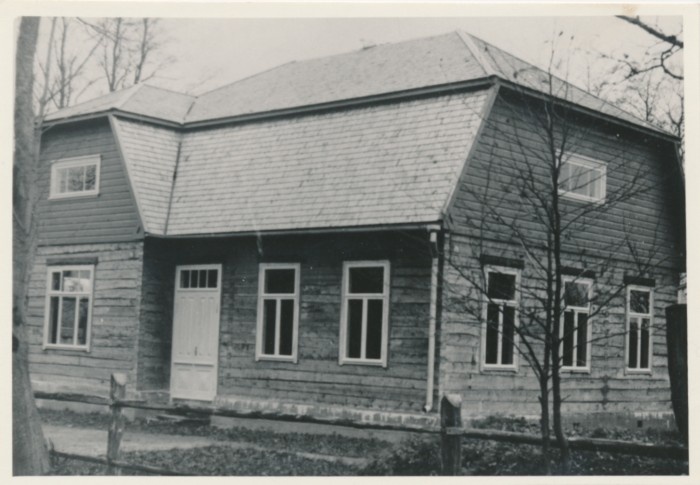 Kärdla Women's Society at the corner of Pika and Valli Tn, later Kärdla County House