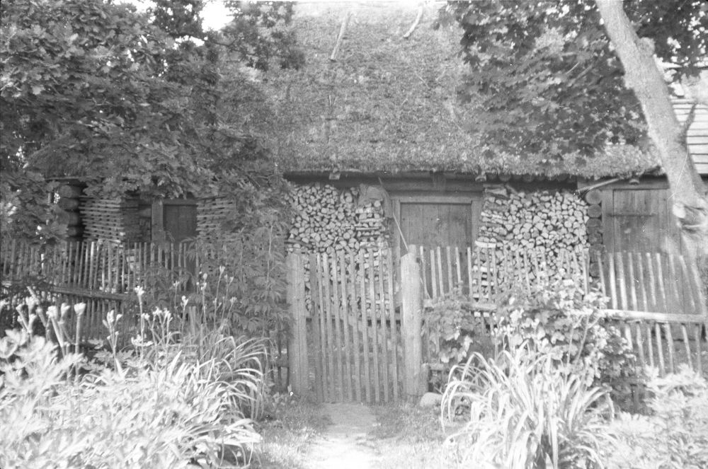 Mäe talu ait Kustja külas.