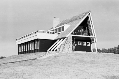 Hiiumaa. Restaurant "Rannapaargu".  similar photo