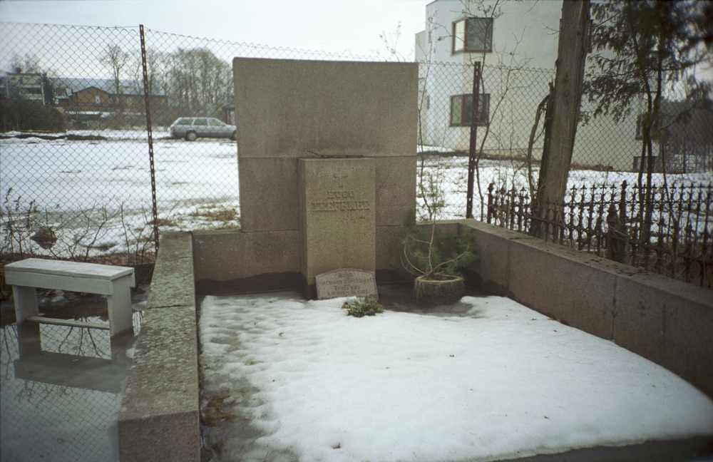 Kooli- ja rahvusliku liikumise tegelase Hugo Hermann Fürchtegott Treffneri (1845-1912) haud Uus-Jaani kalmisrtul Tartus