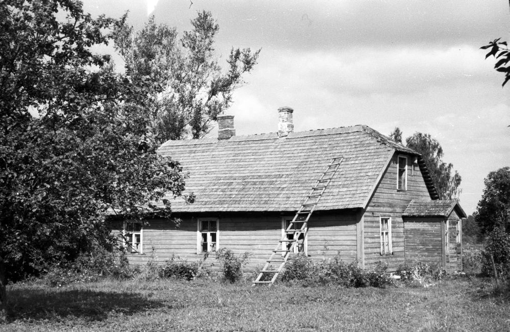 Rebase talu elumaja Rebase külas.