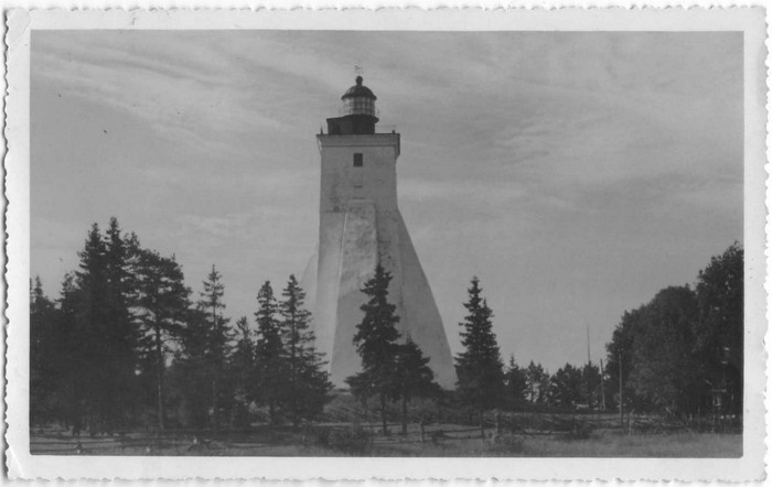 Kõpu lighthouse. View from the east