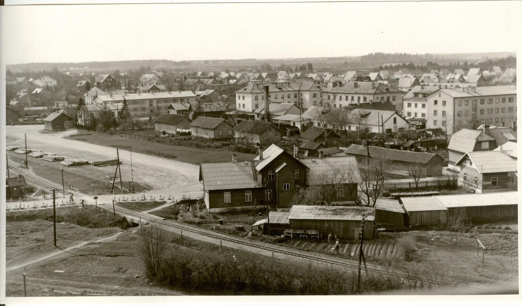 foto, Paide vaade,  raudtee üle Tööstuse tänava 1960-ndatel a.