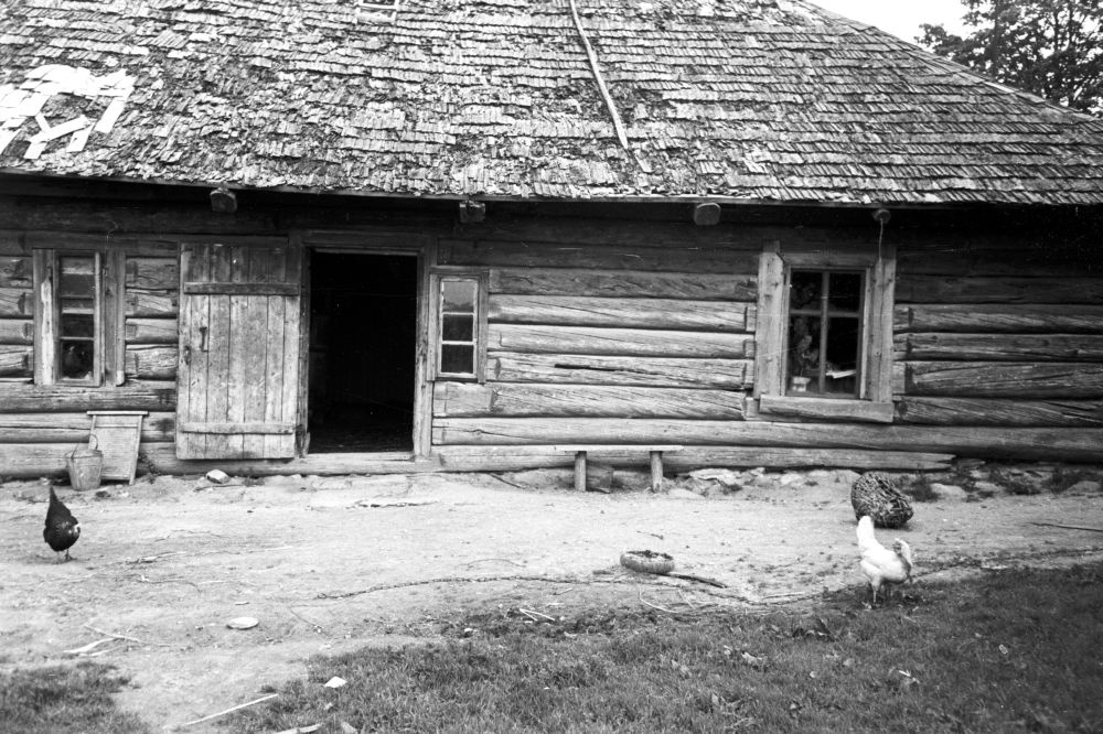 Lepiku talu rehemaja Sõnni külas,  esikülg.