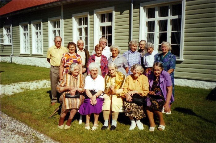 Former employees of Kärdla Kalevfabrika behind Pika House